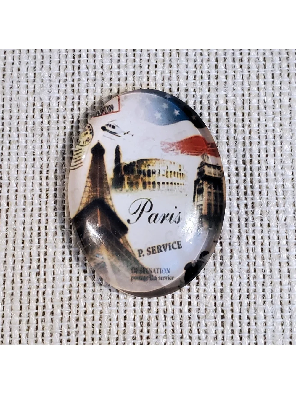 Handmade Paris France Eiffel Tower 40x30mm Oval Domed Glass Cabochon 8150-O